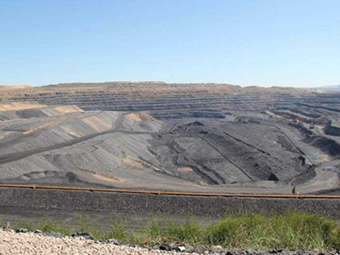 全面推廣利用尾礦、廢石等生產(chǎn)機(jī)制砂石，《建材工業(yè)“十四五”發(fā)展實(shí)施意見(jiàn)》發(fā)布