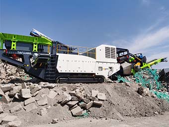 移動(dòng)破碎機(jī)有哪些優(yōu)缺點(diǎn)?